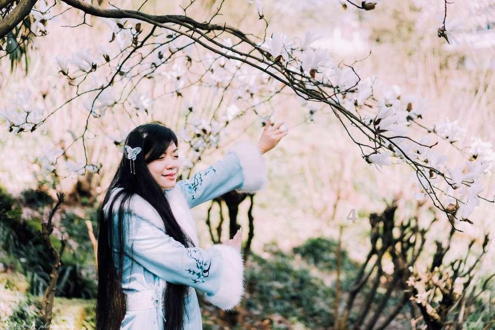 林志颖娇妻晒母子生活照！肤白貌美显年轻，与15岁儿子kimi似姐弟