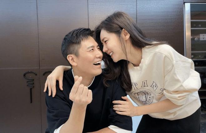 民间故事:书生唱歌引来美貌寡妇,他端出一碗生米逃过一劫